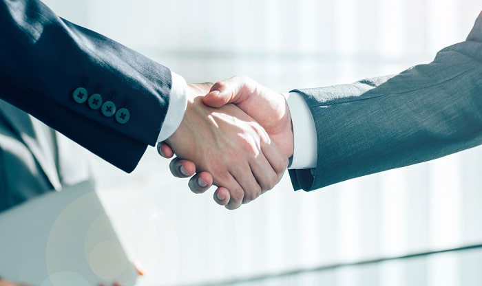 会社の垣根を超えた<br>地元密着企業とのパートナーシップ